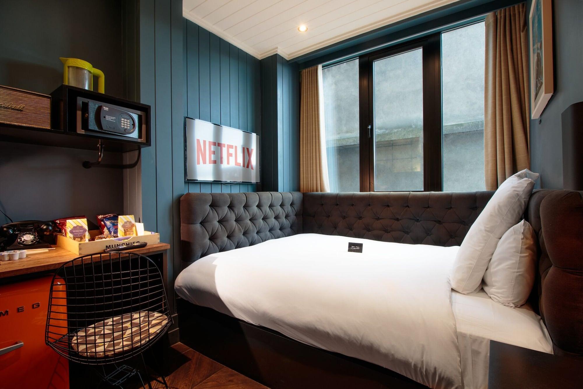 The Dean Dublin Hotel Exterior photo